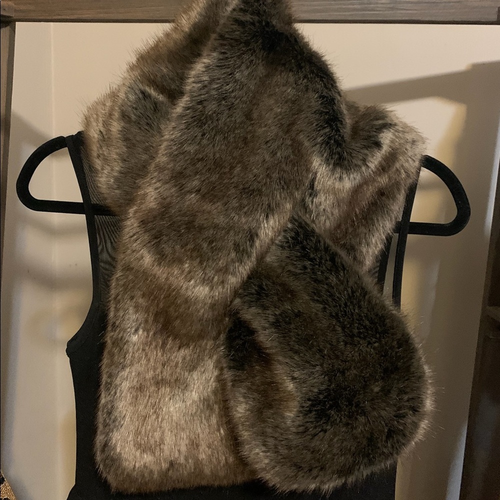 Stella & Dot Faux Fur Shrugg